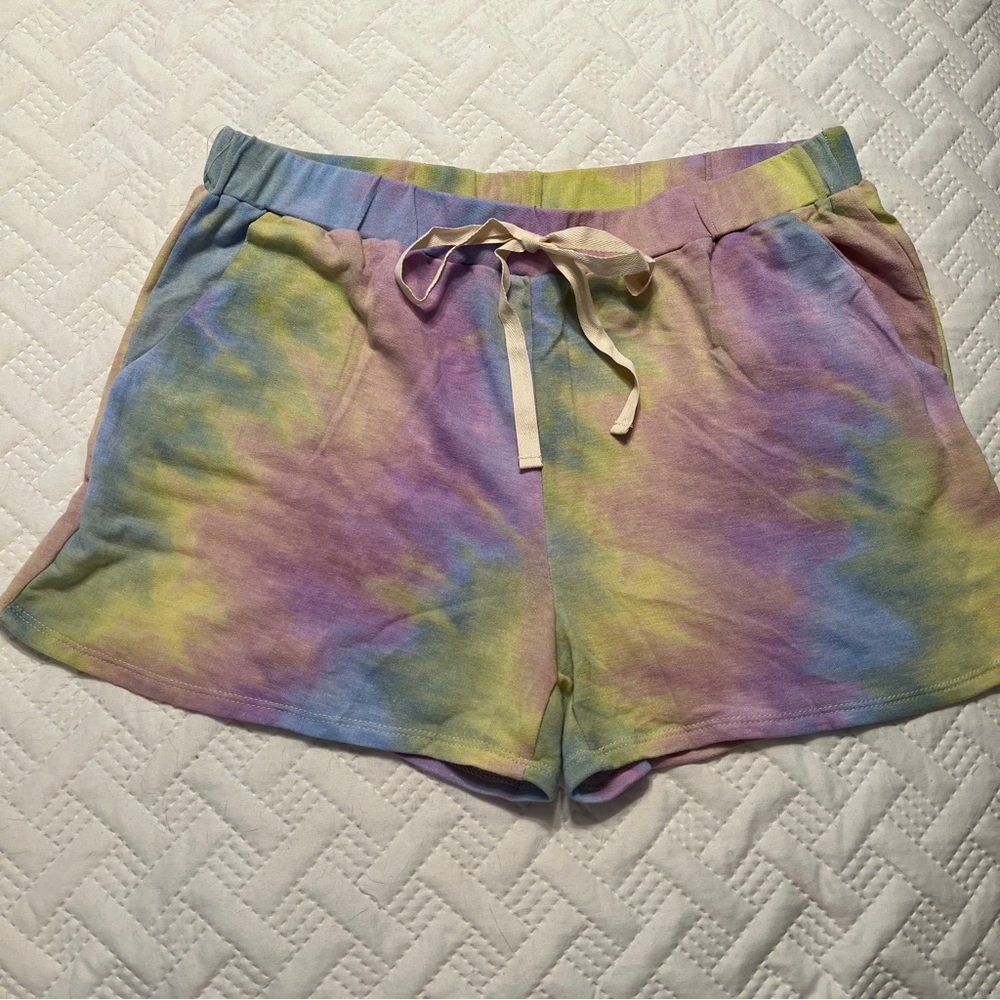 BiBi Tie-Dye Shorts - Picture 3 of 7